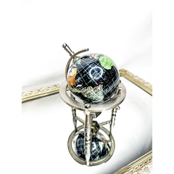 Small Globe of Lapis Lazuli. Unique Arts. Alexander Kalifano. - Picture 1 of 6